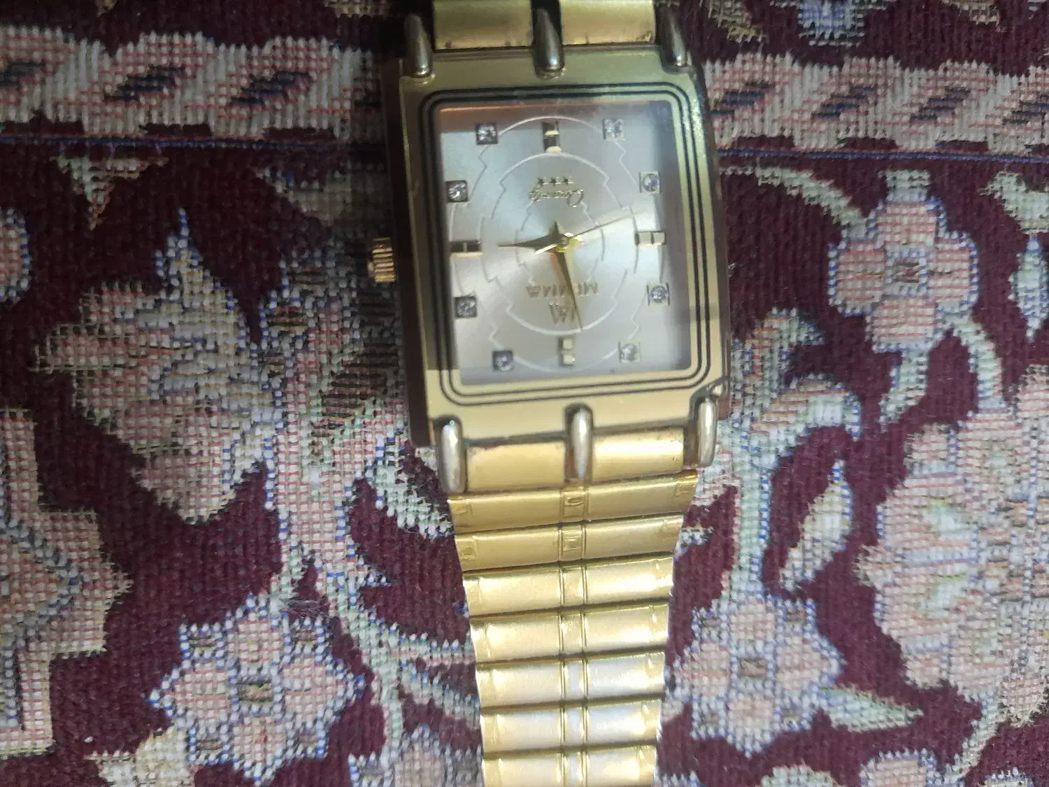 سلام ساعت داریم با قیمت مناسب|ساعت|سراوان, |دیوار