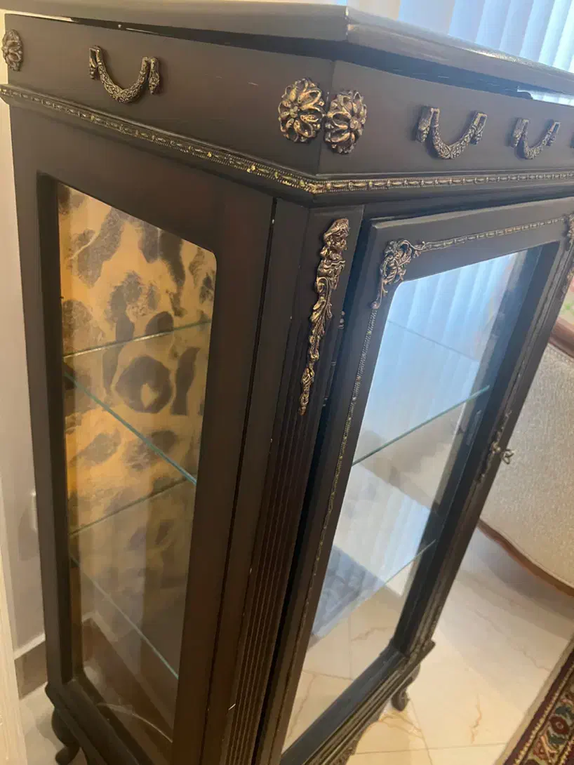 دو عدد ویترین|بوفه، ویترین، کنسول|آمل, |دیوار