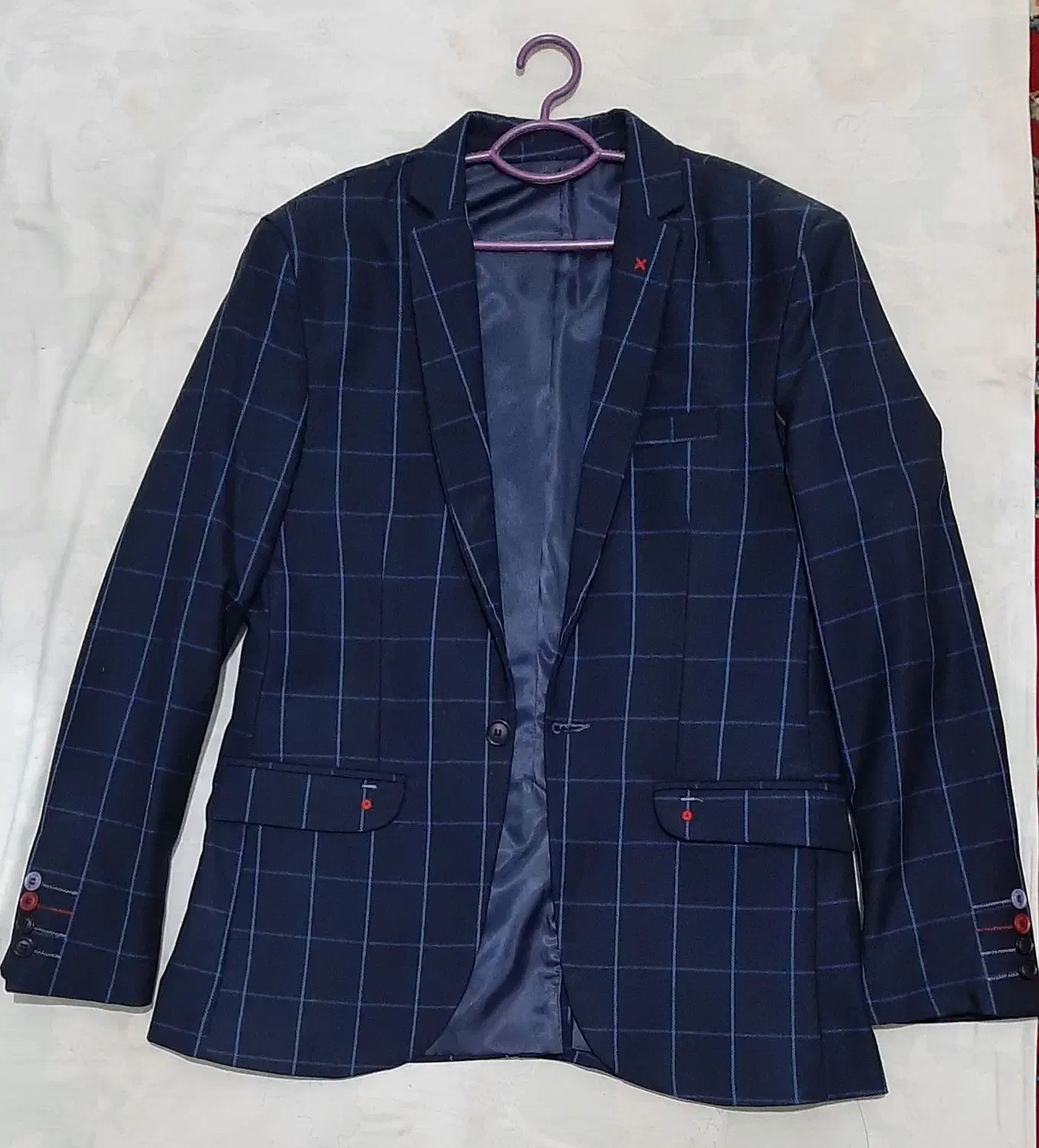 کت تک چهارخونه|لباس|لاهیجان, کاروانسرابر|دیوار