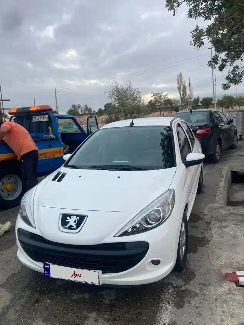 پژو۲۰۷مدل۱۴۰۰سقف فلز بیرنگ|خودرو سواری و وانت|مشگین شهر, |دیوار