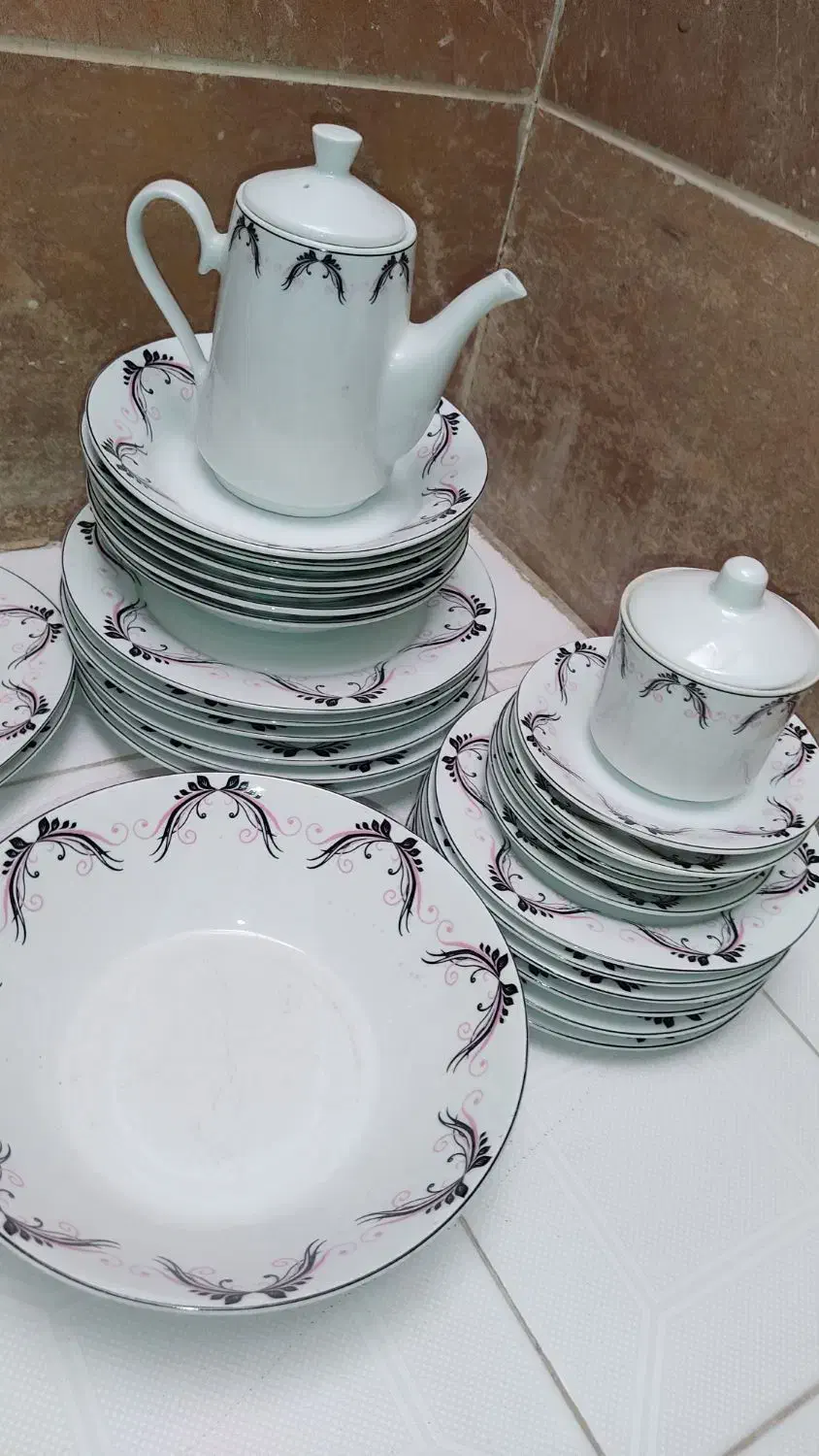 چینی|ظروف سرو و پذیرایی|ابهر, |دیوار