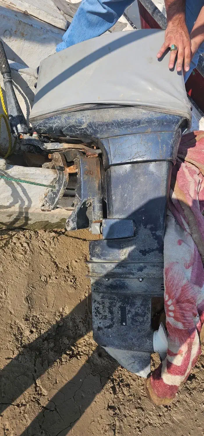 قایق موتور 48|قایق و سایر وسایل نقلیه|بندر ماهشهر, |دیوار