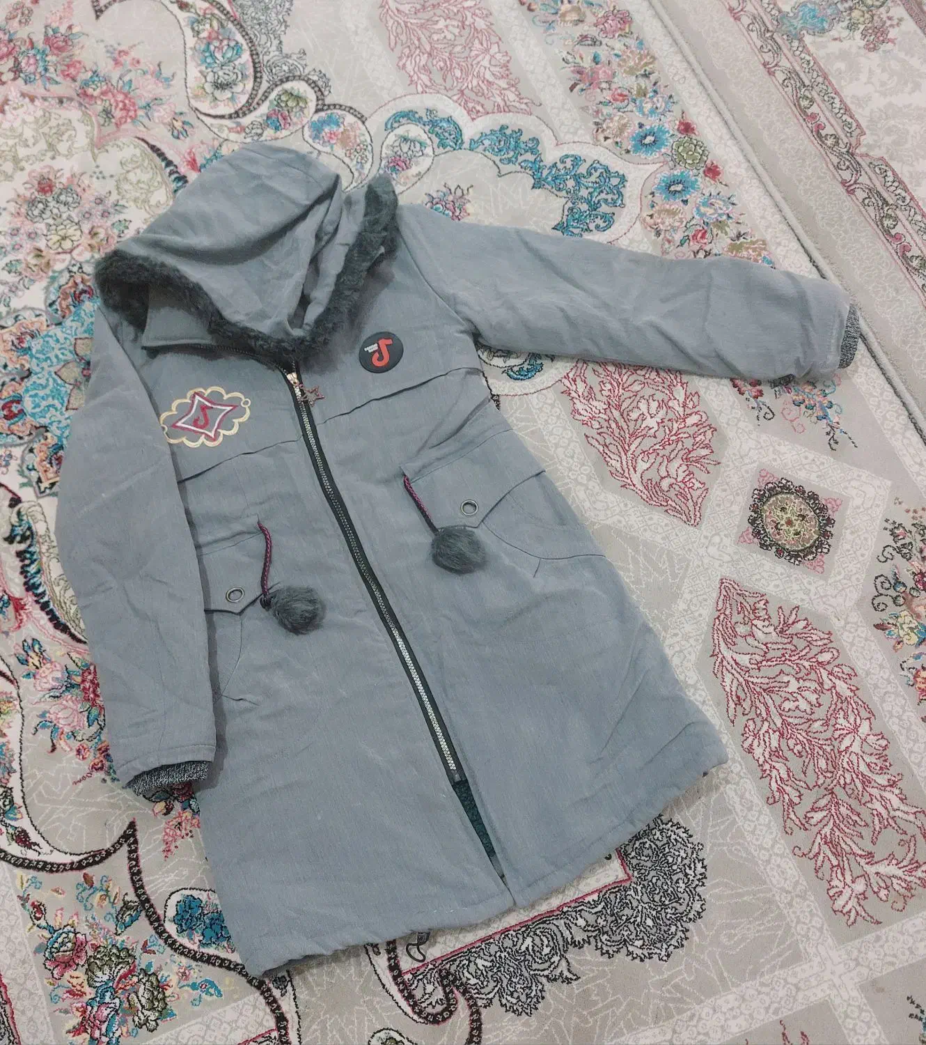 کاپشن|لباس|زاهدان, |دیوار