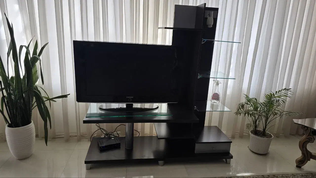 میز تلویزیون نو نو|میز تلویزیون|تربت جام, پاسداران|دیوار