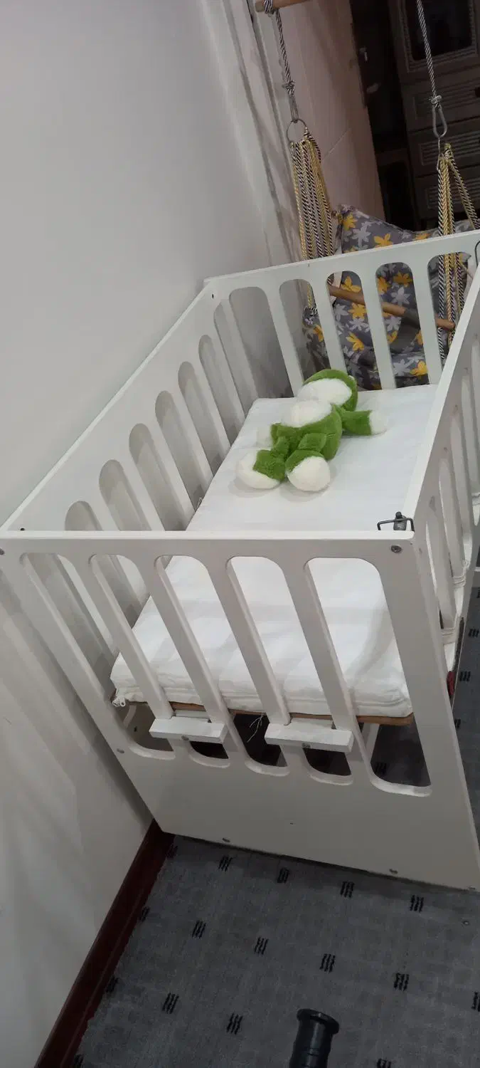 گهواره نوزاد|تخت و صندلی بچه|تهران, منیریه|دیوار