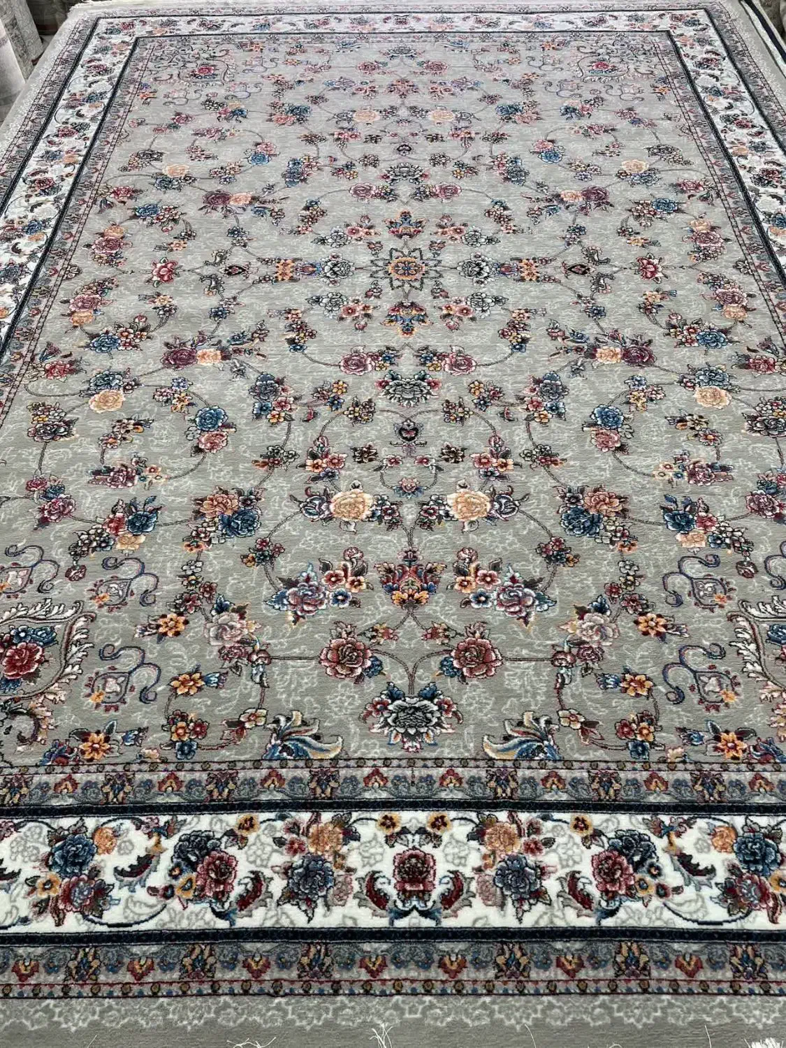 فرش ۱۲متر،۹ و ۶متر افشان نخی/نو/ماندگار توحید۲|فرش|بیرجند, |دیوار