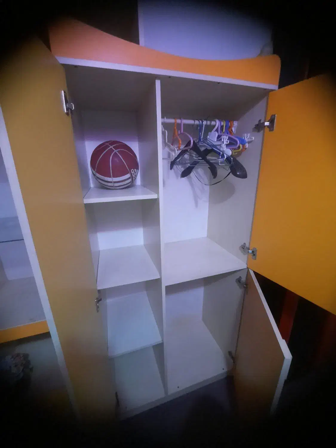 کمد کودک در حد نو|جاکفشی، کمد، دراور|پردیس, فاز ۱|دیوار