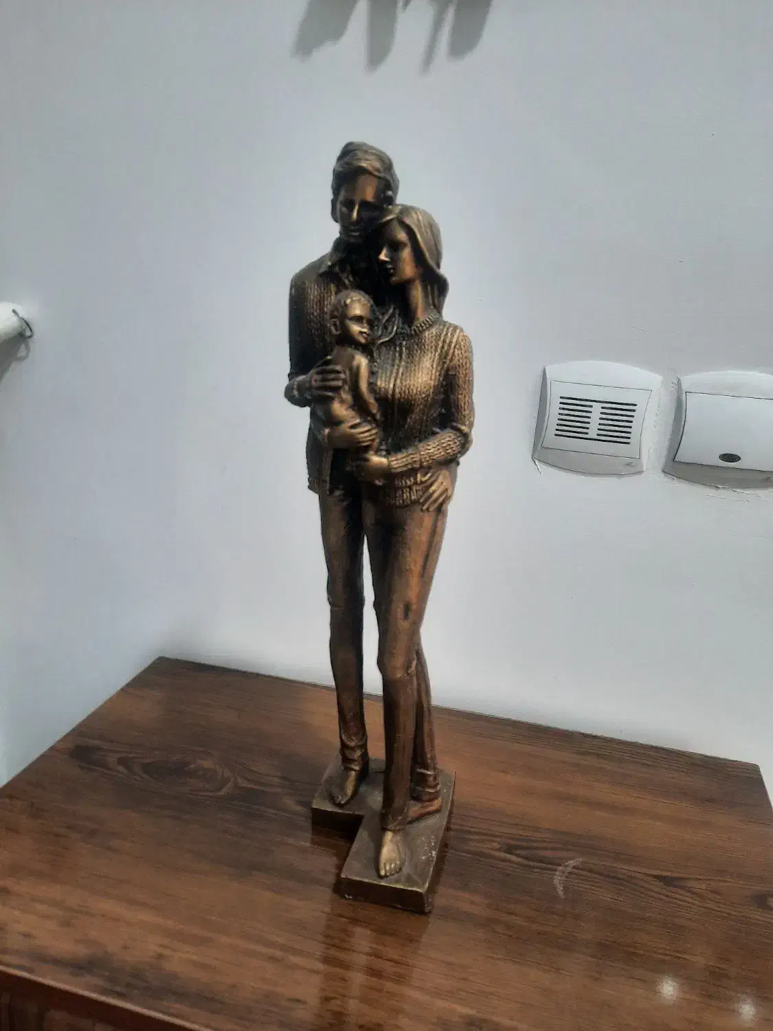 تندیس خانواده سه نفره|مجسمه، تندیس، ماکت|قم, پردیسان|دیوار