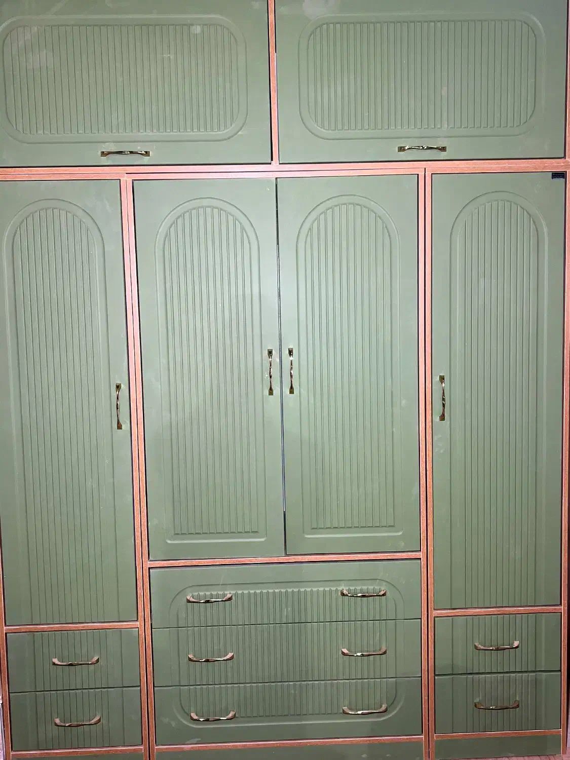 کمد دیواری زمرد با اقساط و شرایط ویژه|مبلمان خانگی و میز عسلی|قم, قلعه صدری|دیوار