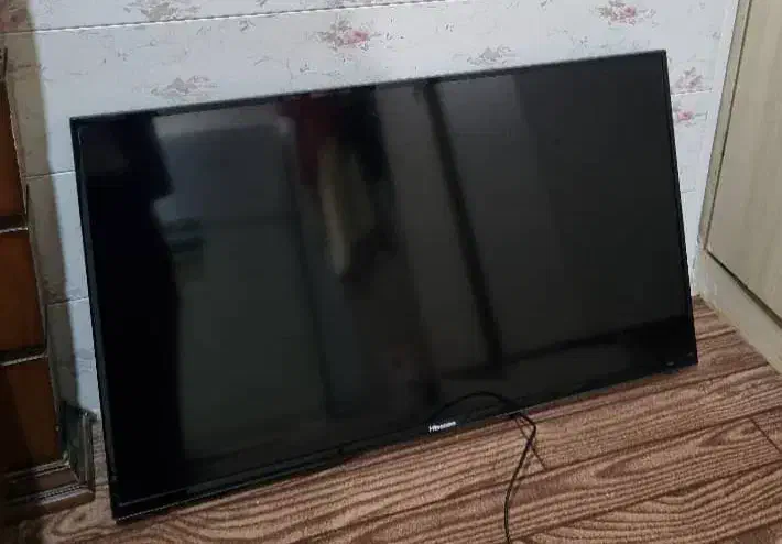 فروش تلویزیون LED هایسنس ۴۰ اینچ|تلویزیون و پروژکتور|اهواز, شهدای انتظامی|دیوار