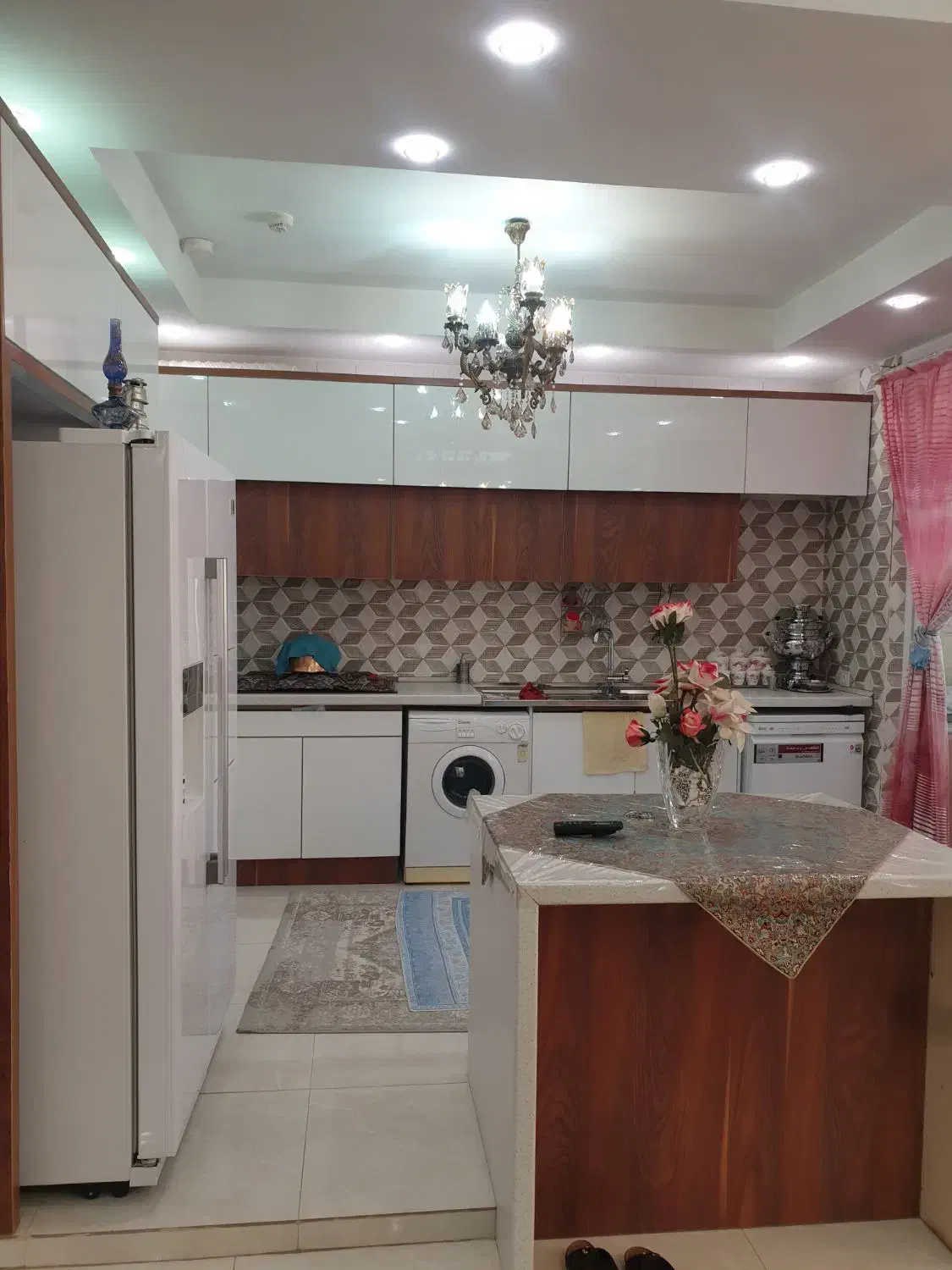 آپارتمان 103 متری در محیطی شهرکی