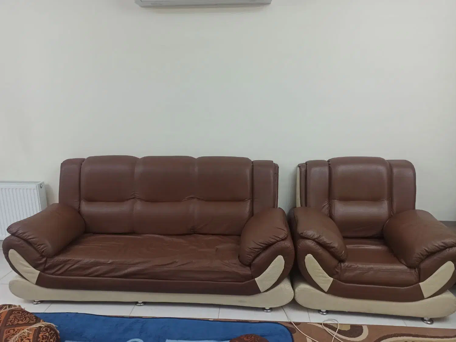 مبل هفت نفره و تخت خواب دو نفره|مبلمان خانگی و میز عسلی|شیراز, شهرک بهشتی|دیوار