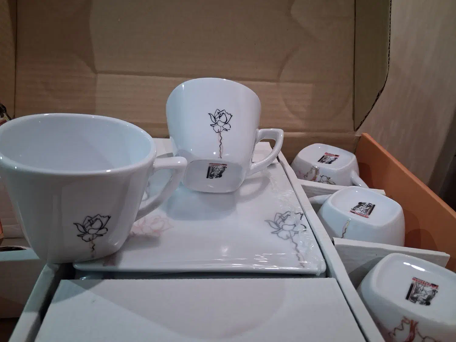 فنجان نعلبکی مارک تقدیس طرحدار|ظروف سرو و پذیرایی|تهران, سازمان برنامه شمالی|دیوار