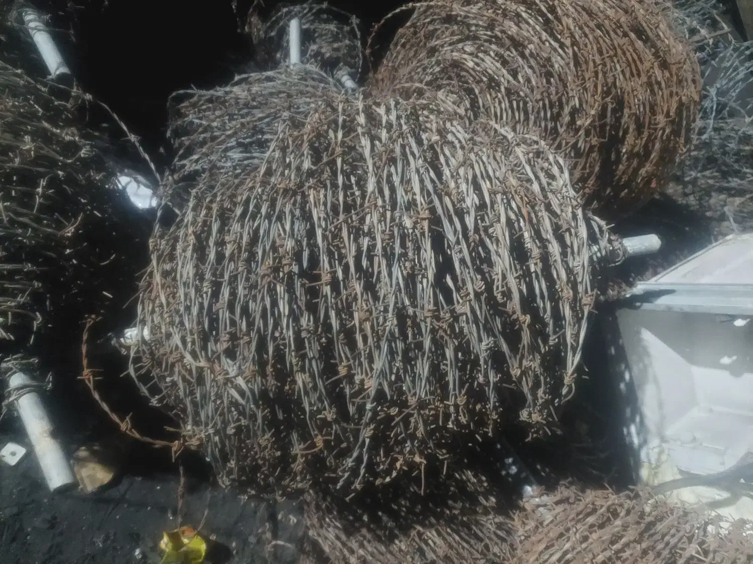 سیم خاردار سالم|ابزارآلات|سبزوار, قصبه غربی|دیوار