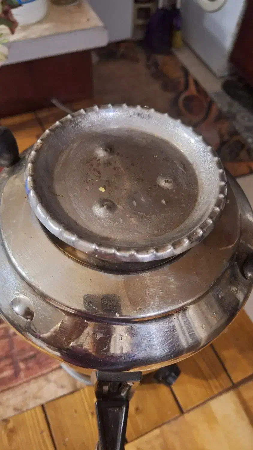 سماور گازی زمردیان چهار لیتری کارکرده سالم و تمیز|سماور، چایساز، قهوهساز|تهران, آسمان|دیوار