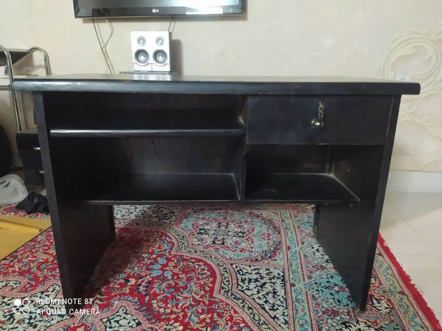 تحریر|میز تحریر و کامپیوتر|گلبهار, شهر جدید گلبهار|دیوار