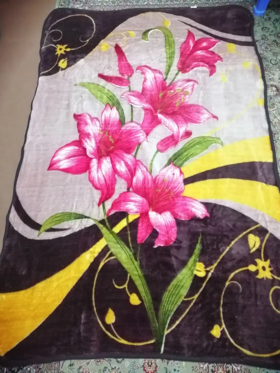 پتو یه نفره|رختخواب، بالش، پتو|ساوه, |دیوار