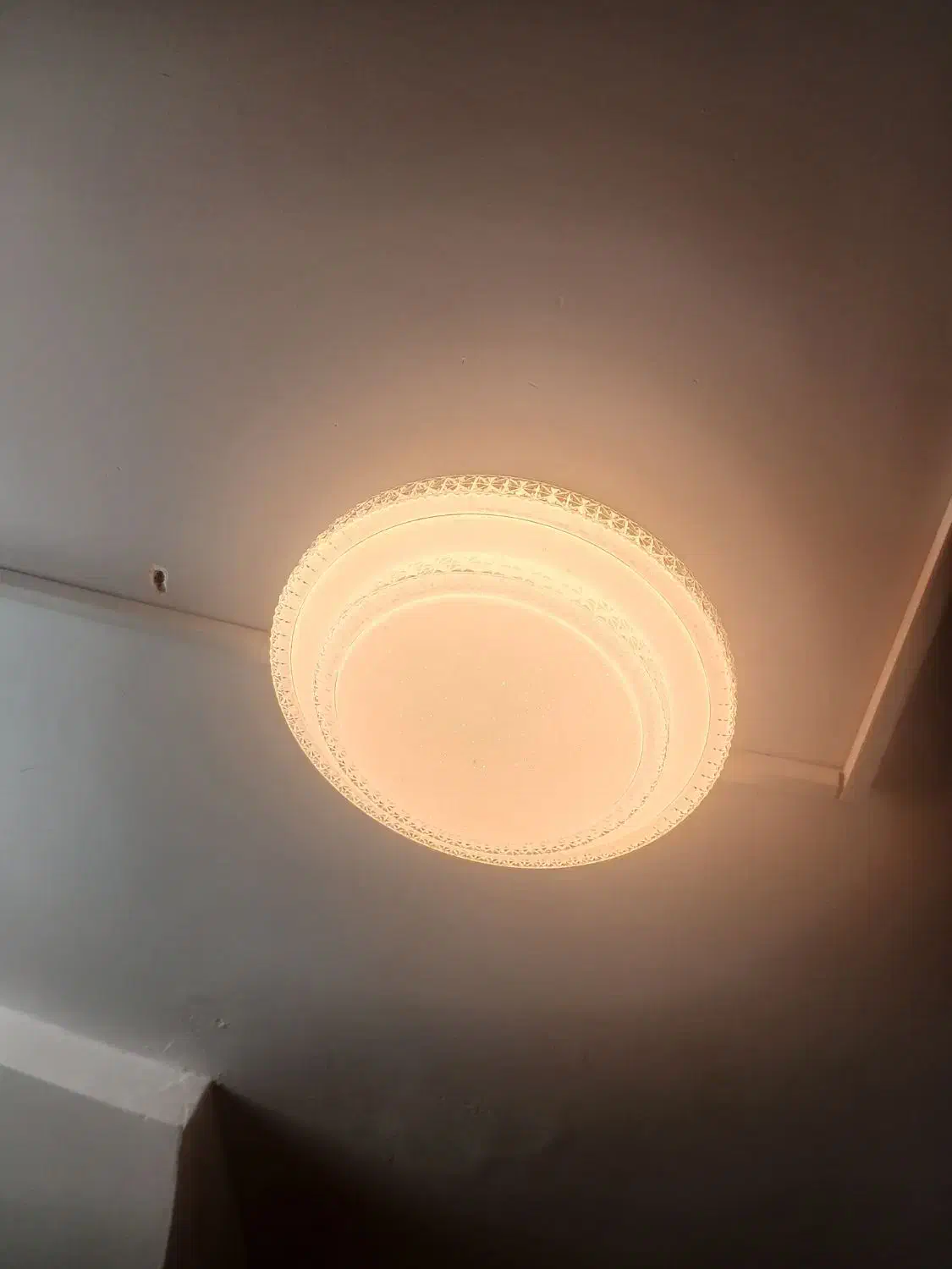 لوستر دیوار کوب|لوستر و چراغ آویز|نیشابور, کوی فرهنگیان|دیوار