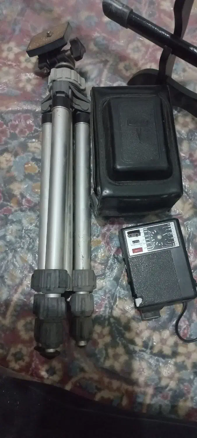 دوربین لوبیتل ،شمشیر،شیر دوش مسی|کلکسیون اشیاء عتیقه|لاهیجان, کوی خزر|دیوار