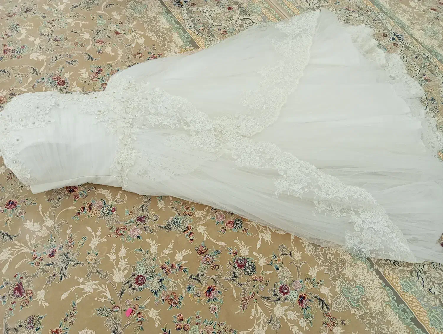 لباس عروس|لباس|علی‌آباد کتول, |دیوار