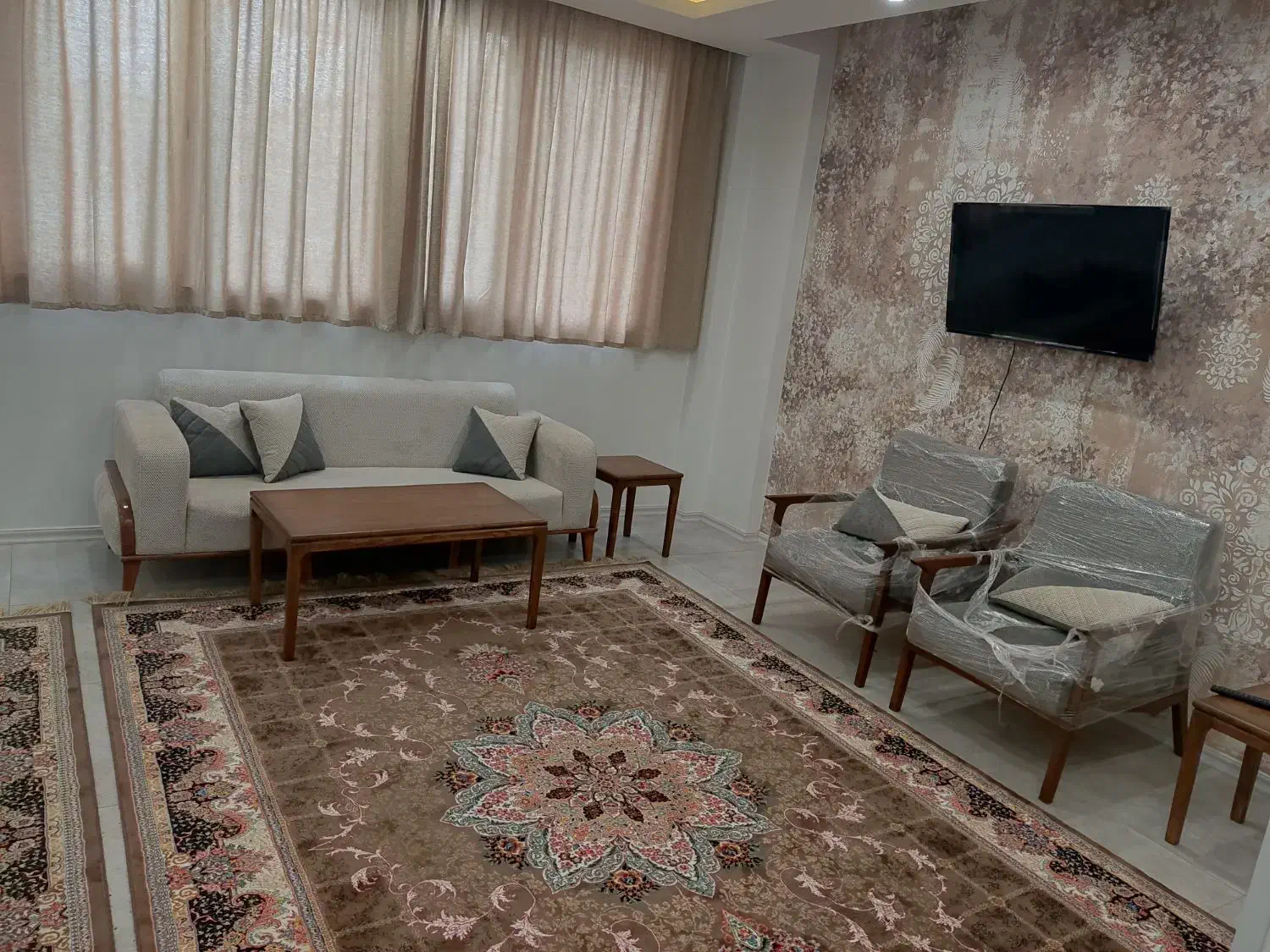 اجاره کوتاه مدت هتل آپارتمان شیک  ۱۴۰۴ /نزدیک حرم|اجارهٔ کوتاهمدت آپارتمان و سوئیت|مشهد, چهنو|دیوار