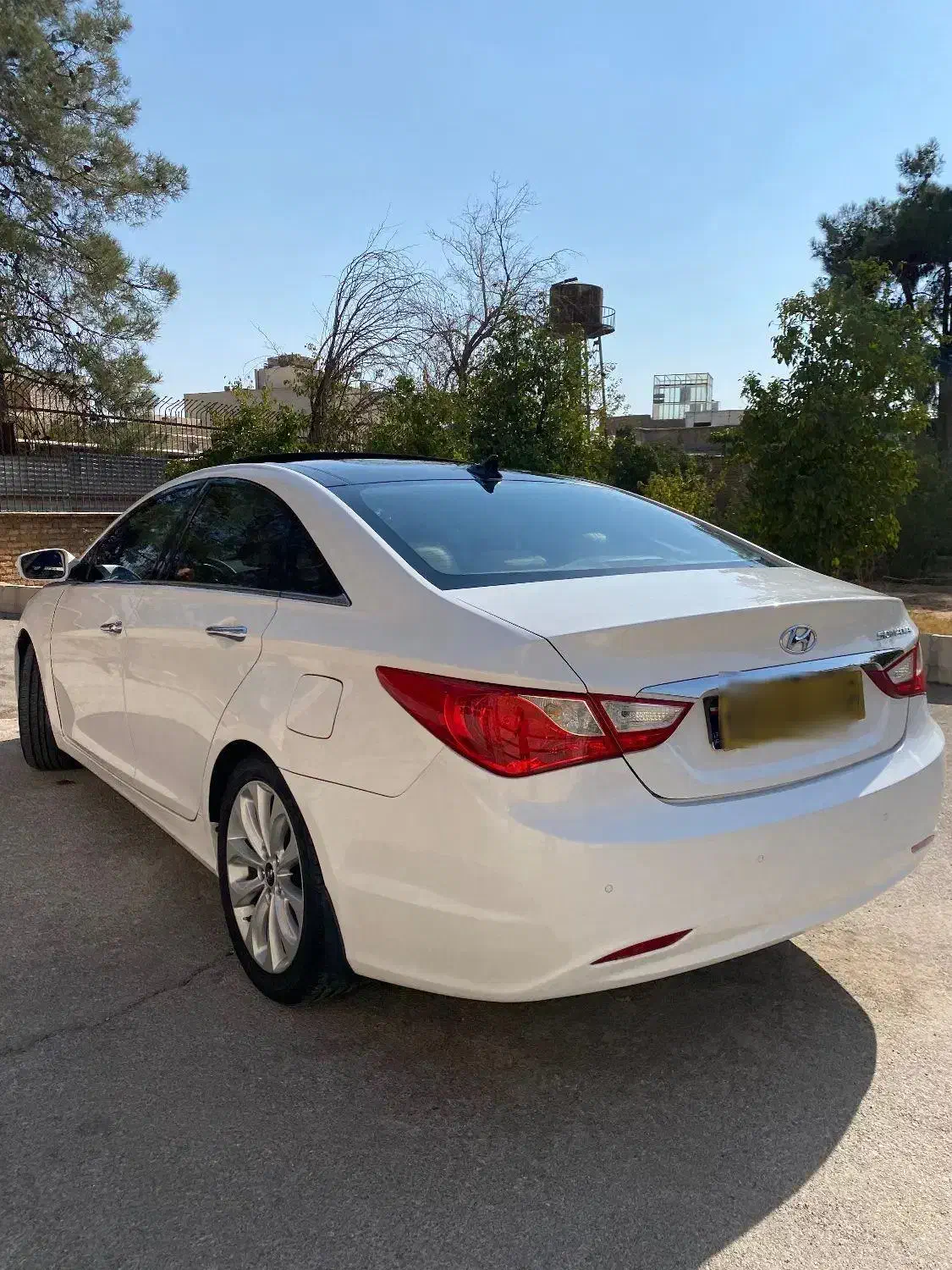 سوناتا yf مدل 2013 درجه یک بسیار تمیز|خودرو سواری و وانت|شیراز, پودنک|دیوار