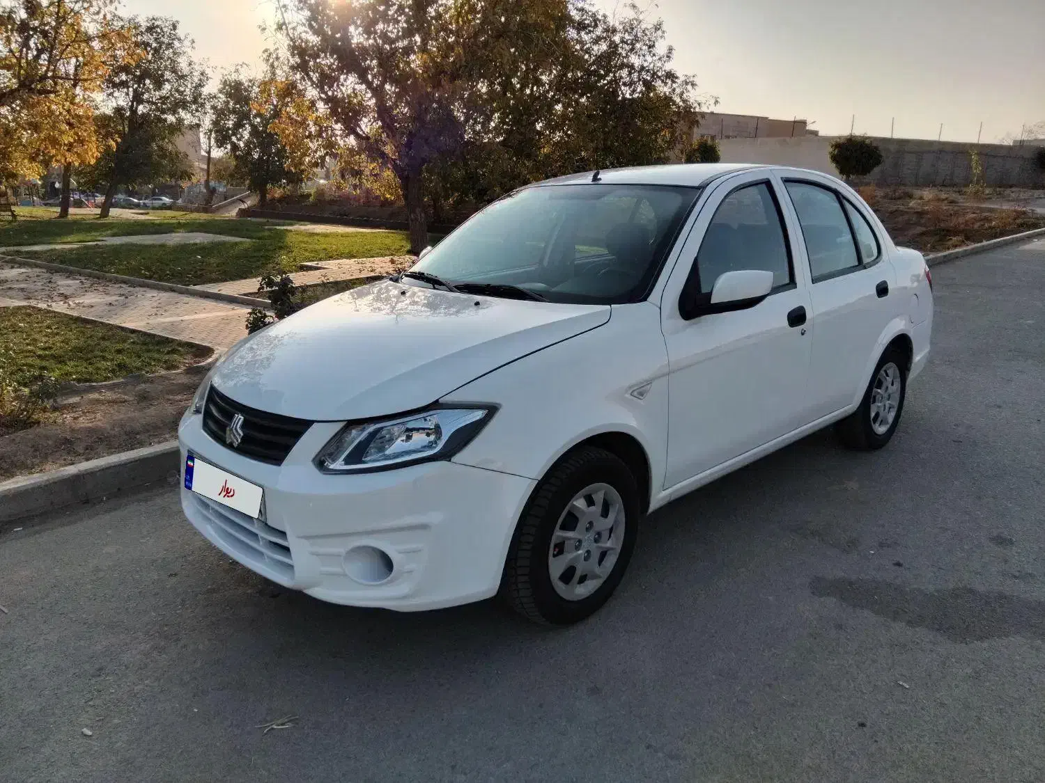 ساینا s401بی رنگ بی خط خش|خودرو سواری و وانت|همدان, |دیوار