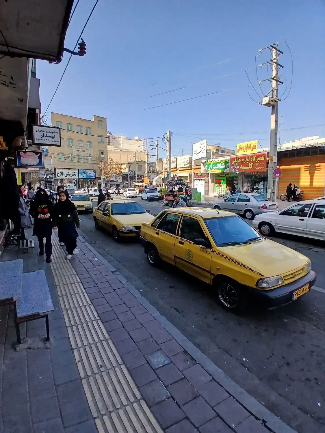 املاک سهند/۷۰مترزیرزمین.تجاری.چسبیده به دکترحسابی|فروش آپارتمان|ملارد, |دیوار