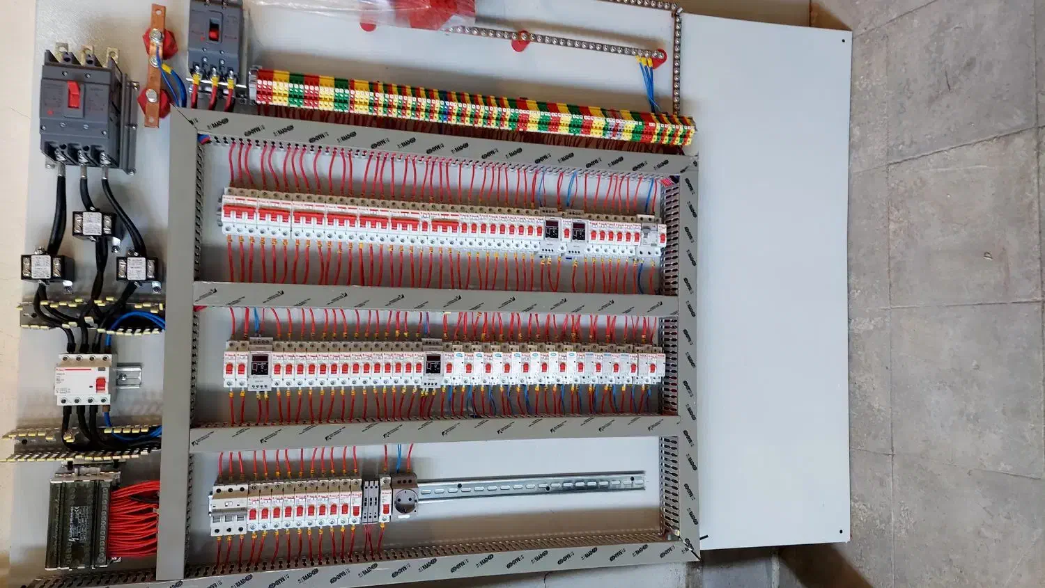 برقکار صنعتی|خدمات پیشه و مهارت|شیراز, احمدآباد|دیوار