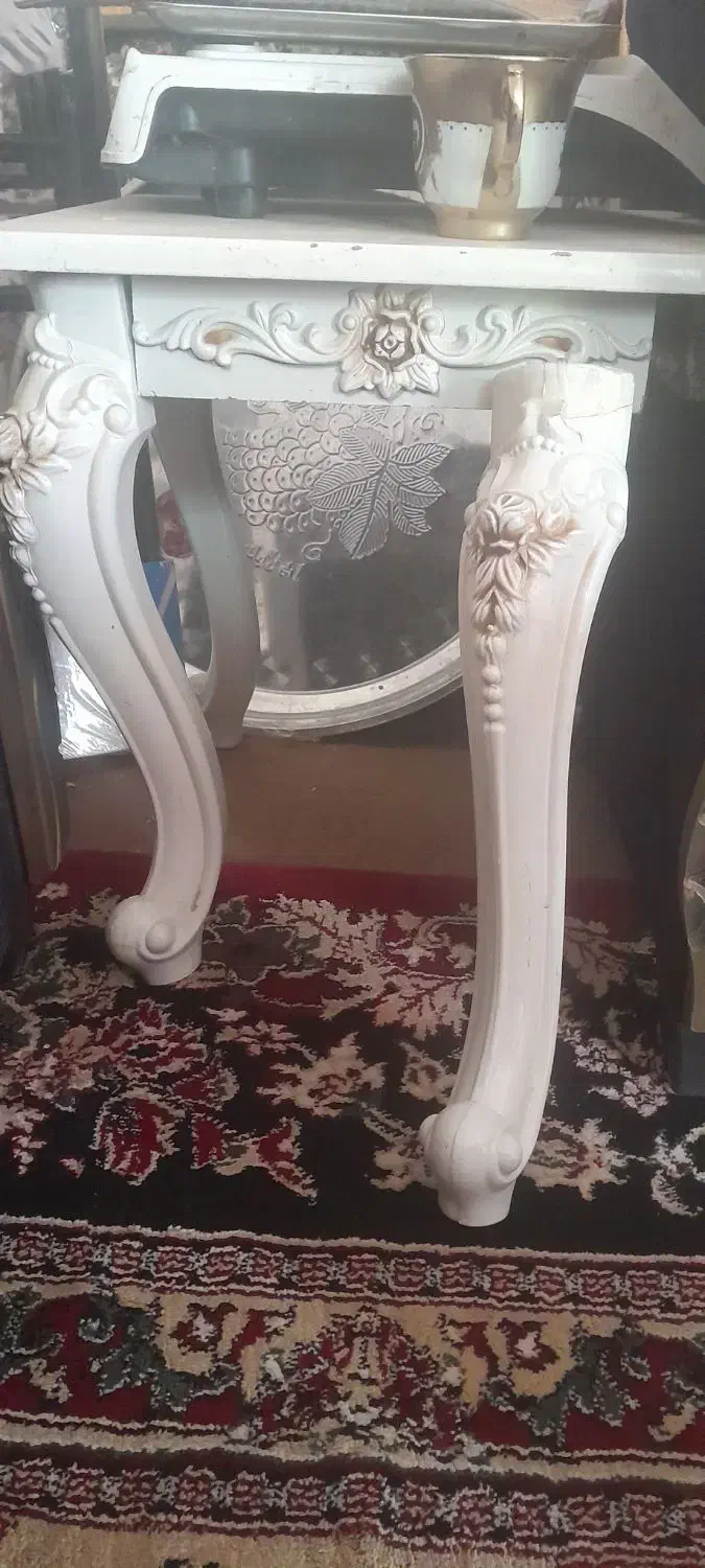 مبلمان|مبلمان خانگی و میز عسلی|شال, |دیوار
