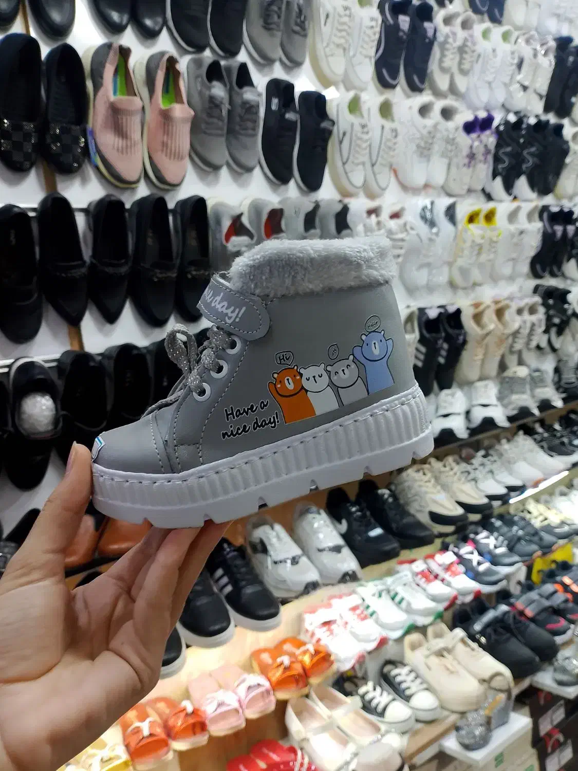 نیم بوت عروسکی|کیف، کفش، کمربند|مریوان, |دیوار