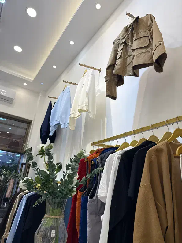 فروشنده زن شیفت بعد ازظهر|استخدام بازاریابی و فروش|بندر انزلی, آخرخط|دیوار