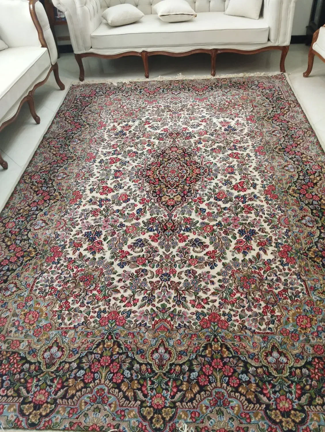 قالی دست بافت راوری|فرش|کرمان, |دیوار