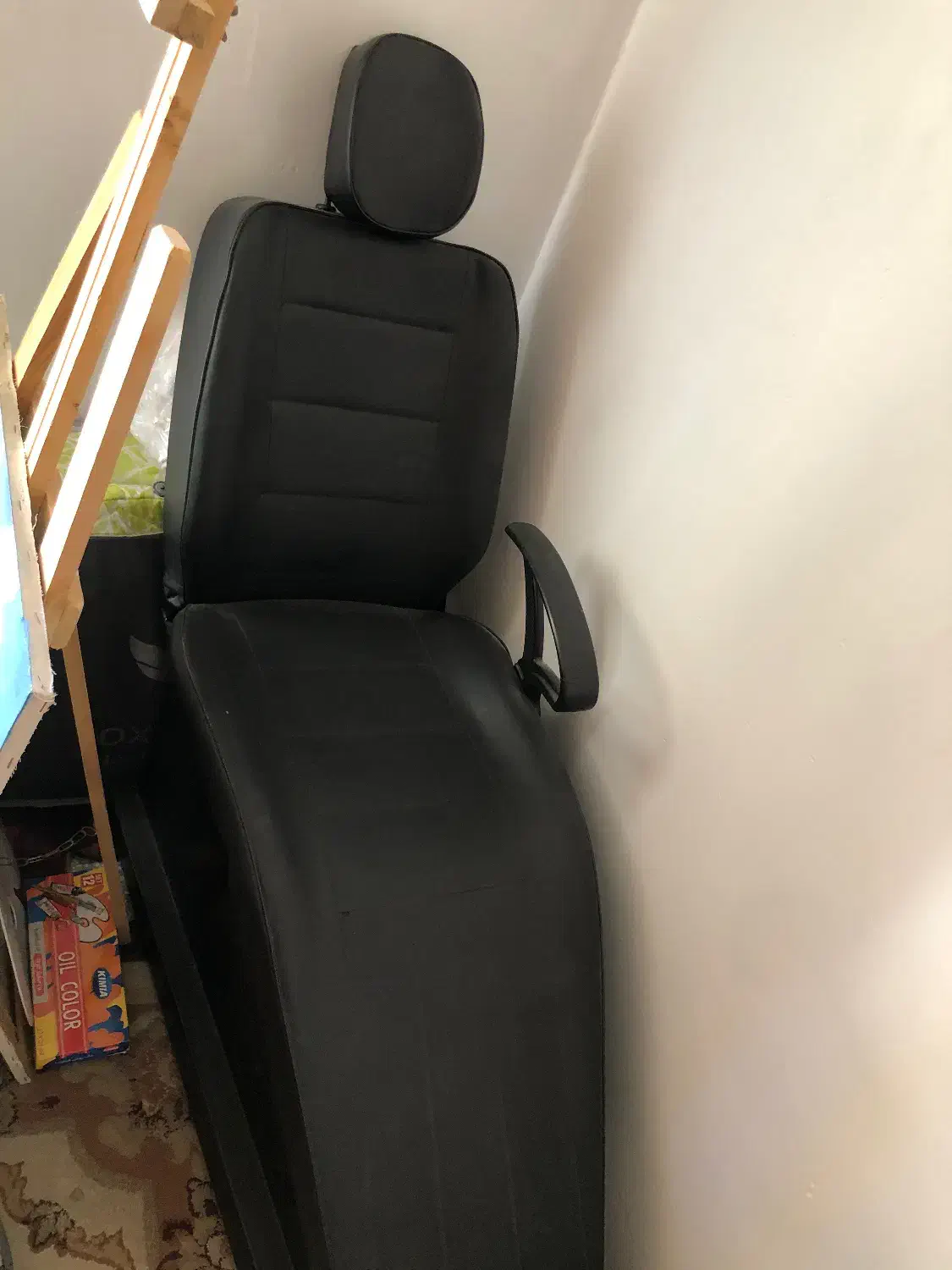 صندلی تخت‌شو آرایشگاهی|آرایشگاه و سالن‌های زیبایی|اصفهان, کوی گلزار|دیوار