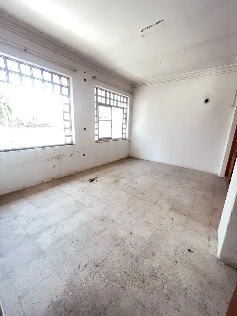 ویلایی قدیمی /چند قدمی استخر|فروش خانه و ویلا|لاهیجان, امیرشهید|دیوار