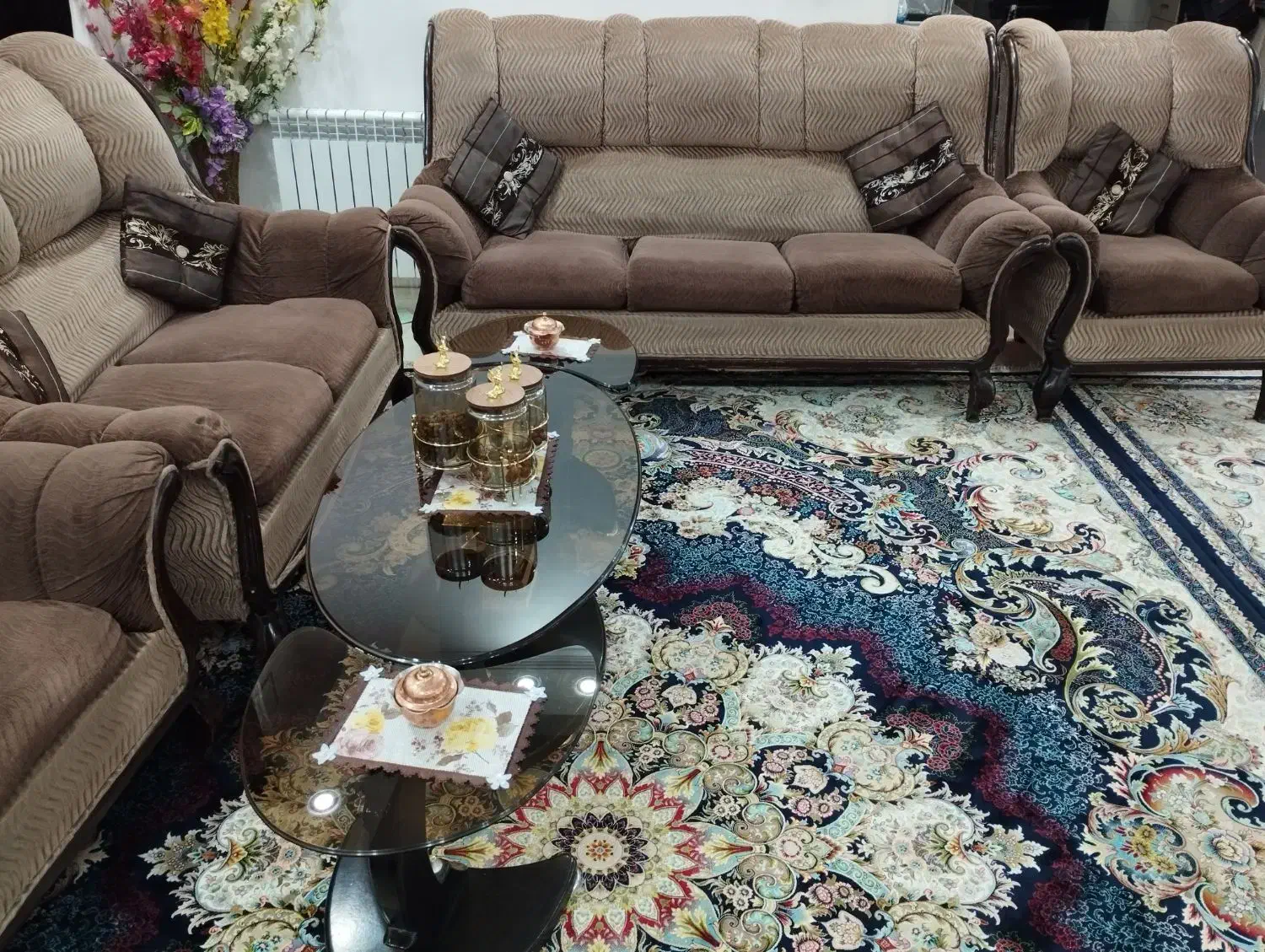 مبل راحتی هفت نفره|مبلمان خانگی و میز عسلی|بومهن, |دیوار