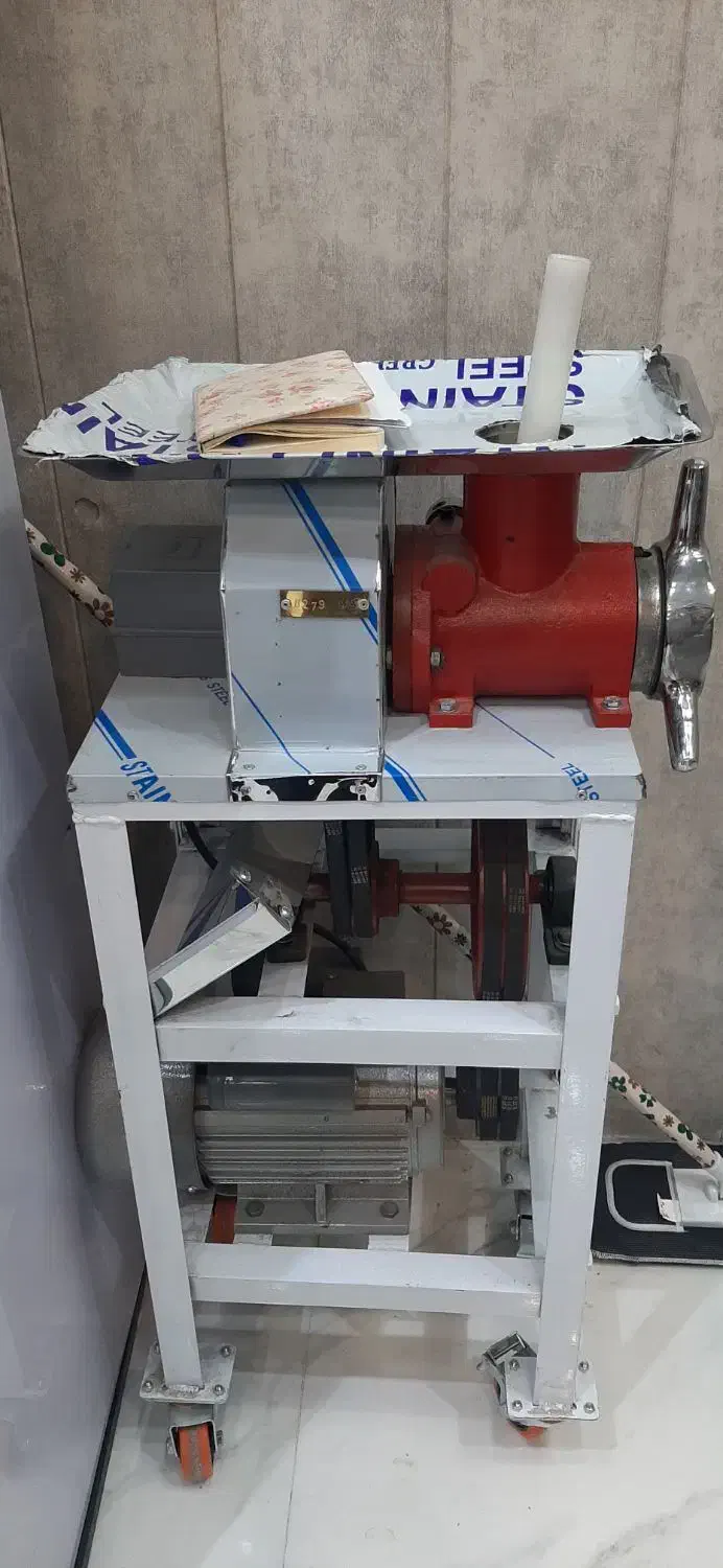 فروش چرخ گوشت صنعتی|کافی‌شاپ و رستوران|ایلام, |دیوار