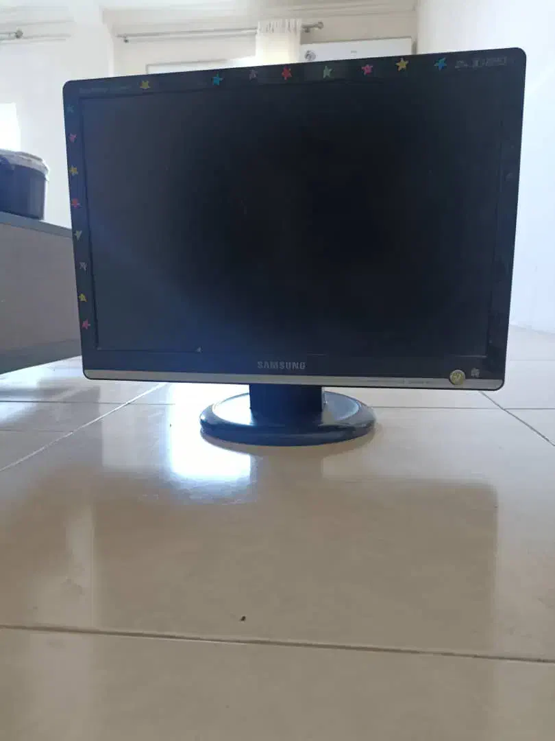 مانیتور سامسونگ|قطعات و لوازم جانبی رایانه|سیرجان, |دیوار