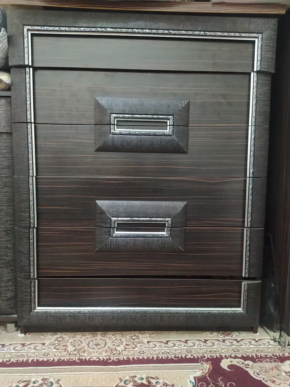 دراور درحدنو|جاکفشی، کمد، دراور|تربت جام, شهرک آزادگان|دیوار