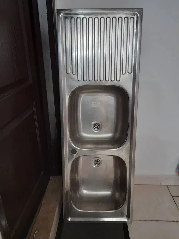 آبچکان و سینک|آبچکان و نظمدهنده ظروف|هشتگرد, فاز ۷ مهستان|دیوار