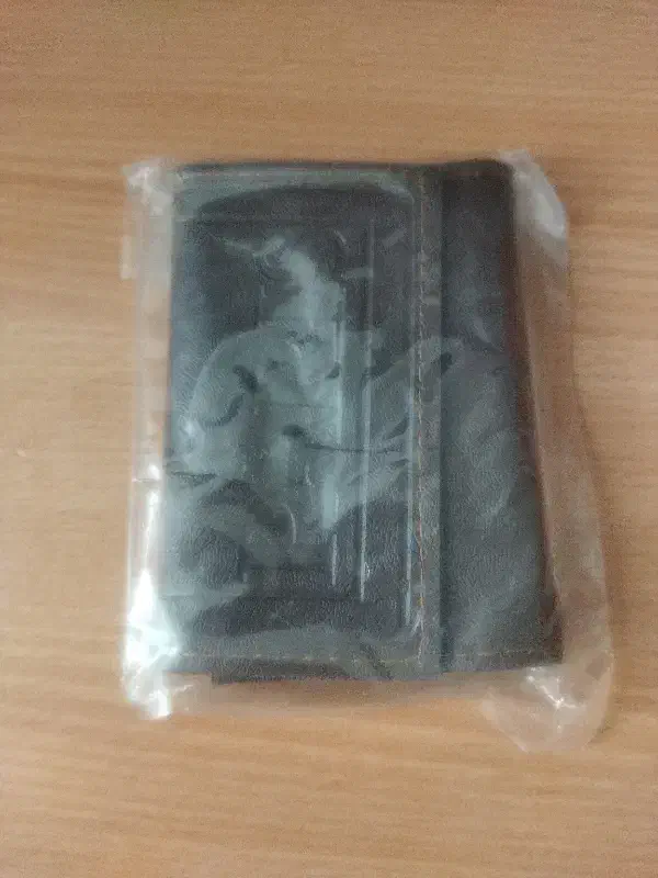 جاکارتی|کیف، کفش، کمربند|اسفراین, |دیوار