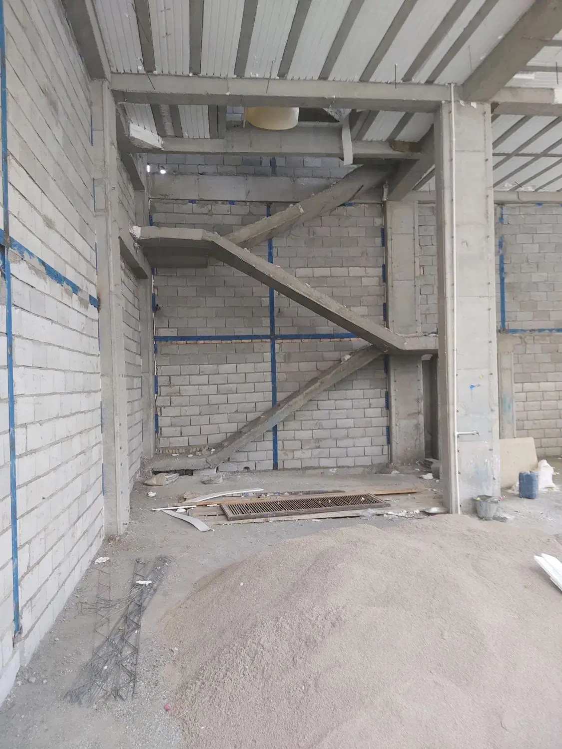 اجرای سقف و فونداسیون|خدمات پیشه و مهارت|تهران, دهقان|دیوار