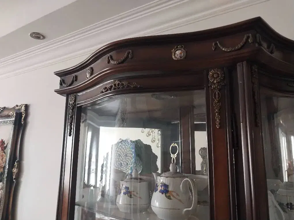 بوفه دو تکه شیشه ایی|بوفه، ویترین، کنسول|تهران, جنتآباد شمالی|دیوار