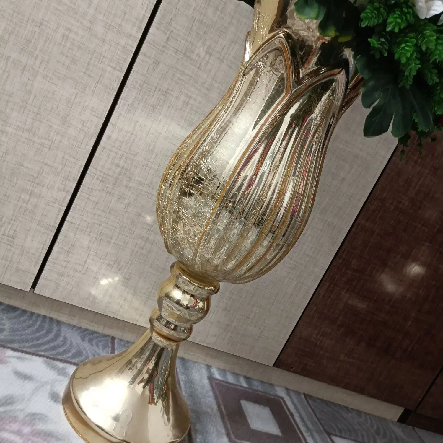 گلدان|گل مصنوعی|بیرجند, |دیوار