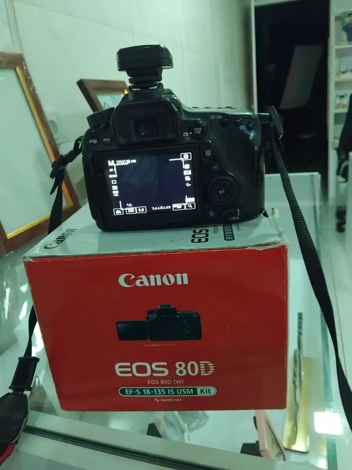 کنون ۸۰d|دوربین عکاسی و فیلم‌برداری|هشتگرد, شهرک راه آهن|دیوار