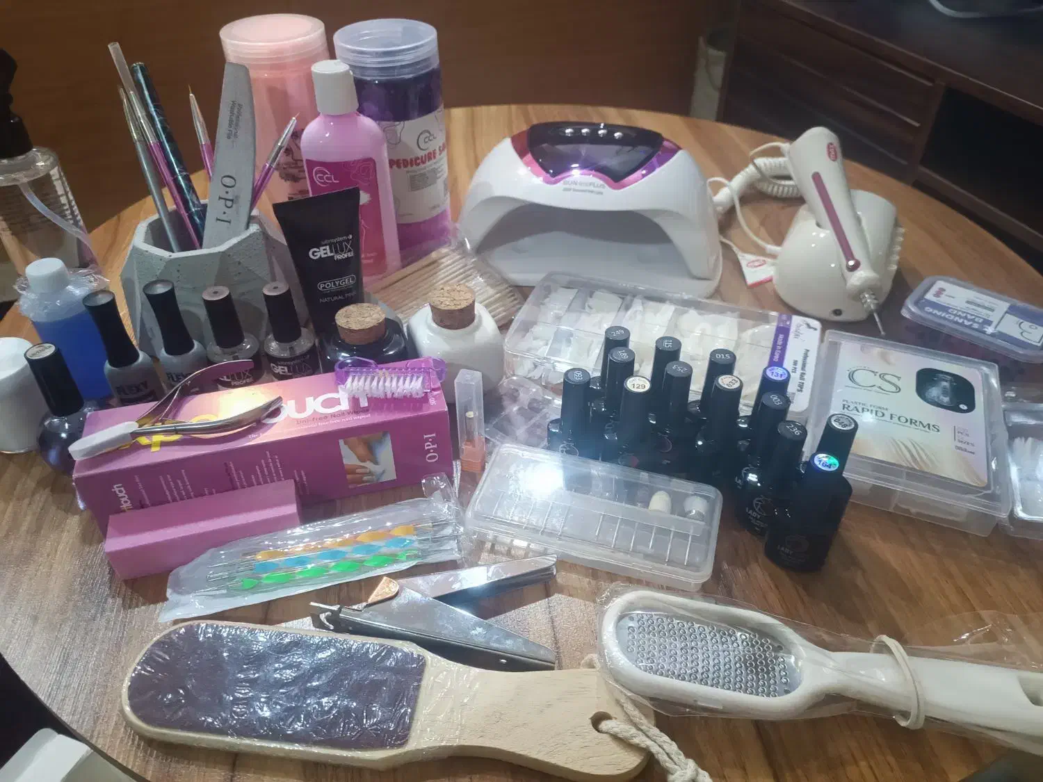 کاشت ناخن|آرایشی، بهداشتی، درمانی|تهران, گرگان|دیوار