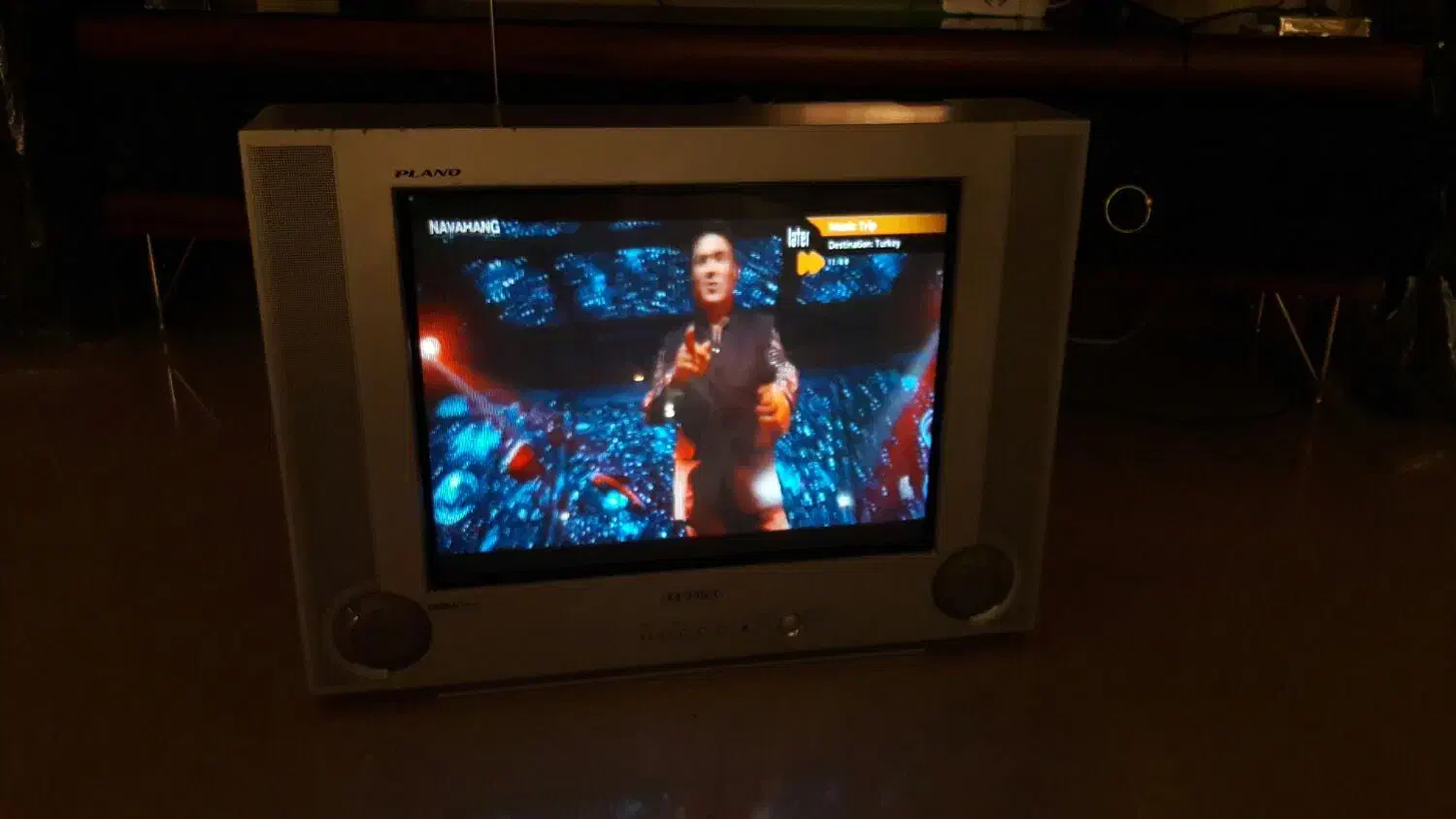 تلویزیون سامسونگ ۲۱ اینچ پلانو|تلویزیون و پروژکتور|تهران, نیروی هوایی (پیروزی)|دیوار