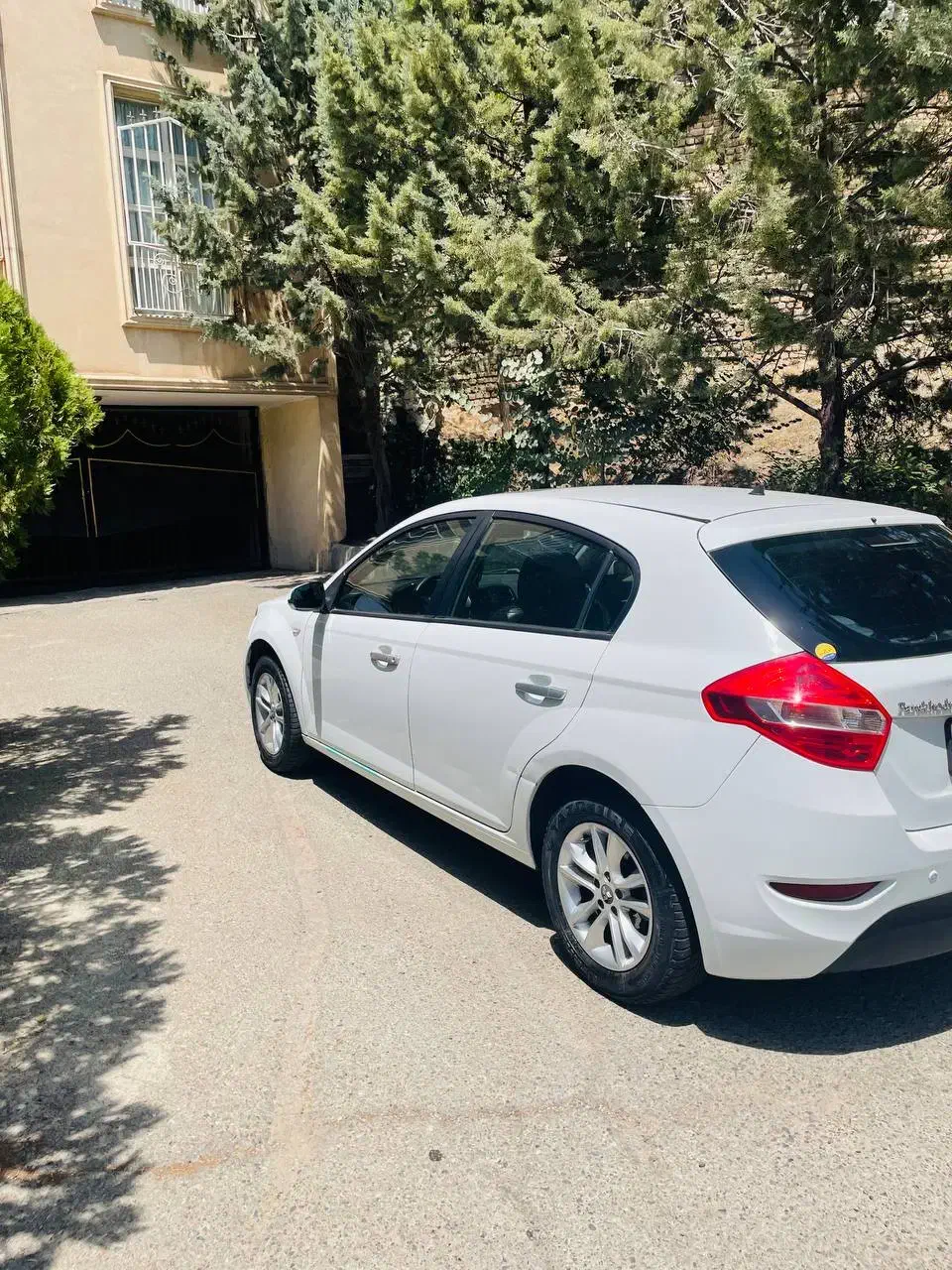 برلیانس h320 مدل 96 اتومات خانگی سند دست اول|خودرو سواری و وانت|تهران, زعفرانیه|دیوار