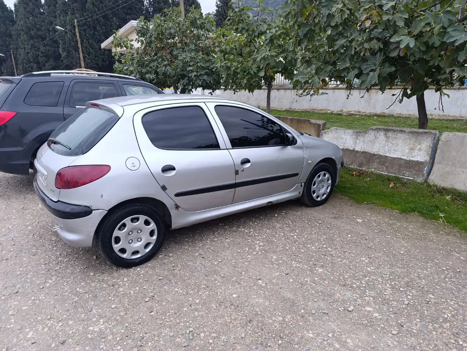 دربستی بیرون شهری|خدمات حمل و نقل|گلوگاه, |دیوار