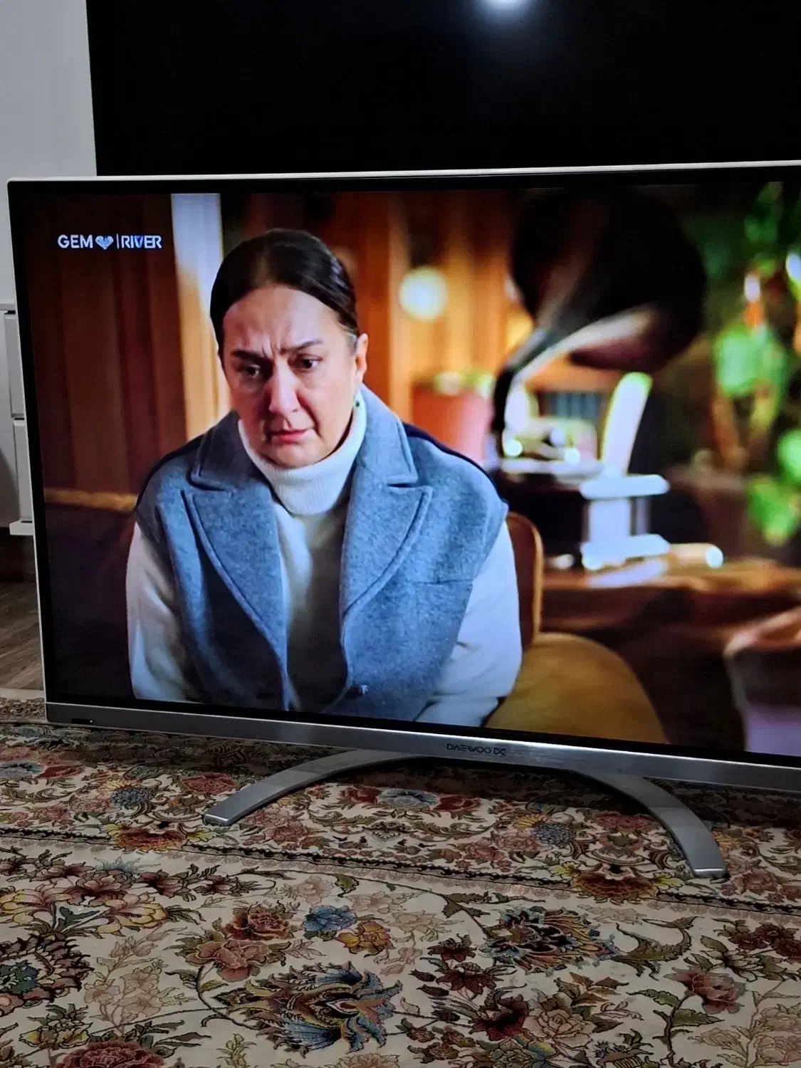 تلوزیون ۴۲ اینچ دوو|تلویزیون و پروژکتور|لاهیجان, شهرک جانبازان|دیوار